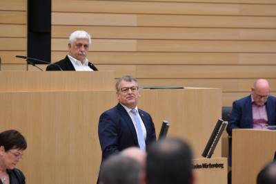 Plenarrede: Mgliche Konsequenzen einer Grndung eines Stadtkreises Reutlingen fr die Stadt und den Landkreis